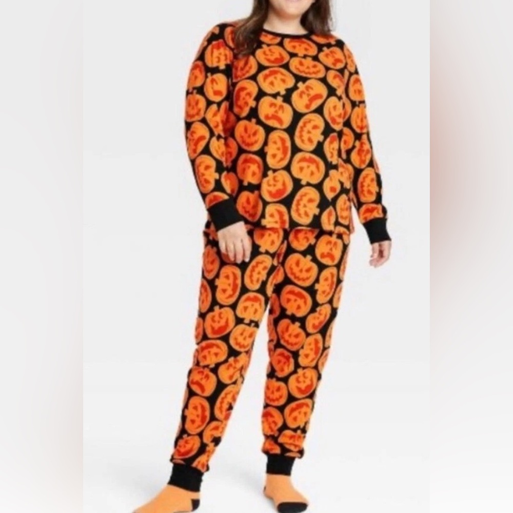 Target Halloween Pumpkin PJ Set Hyde & EEK! Women